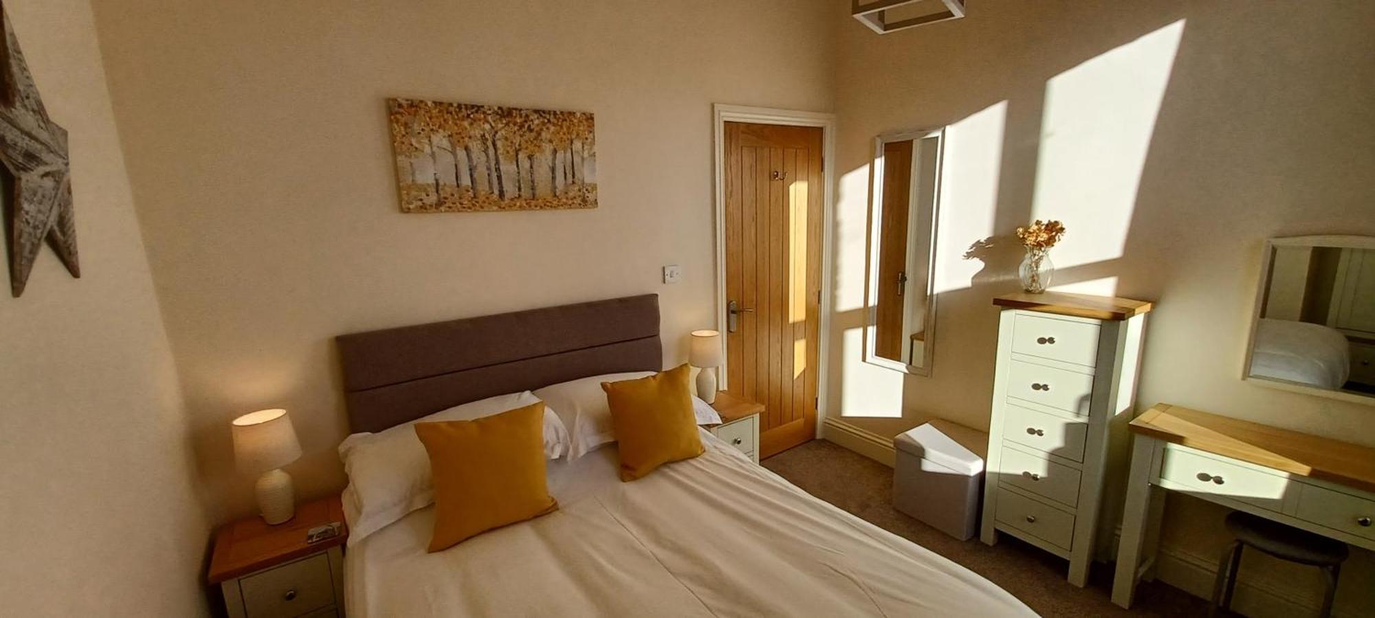West Cliff Townhouse With Parking Villa Whitby Bagian luar foto