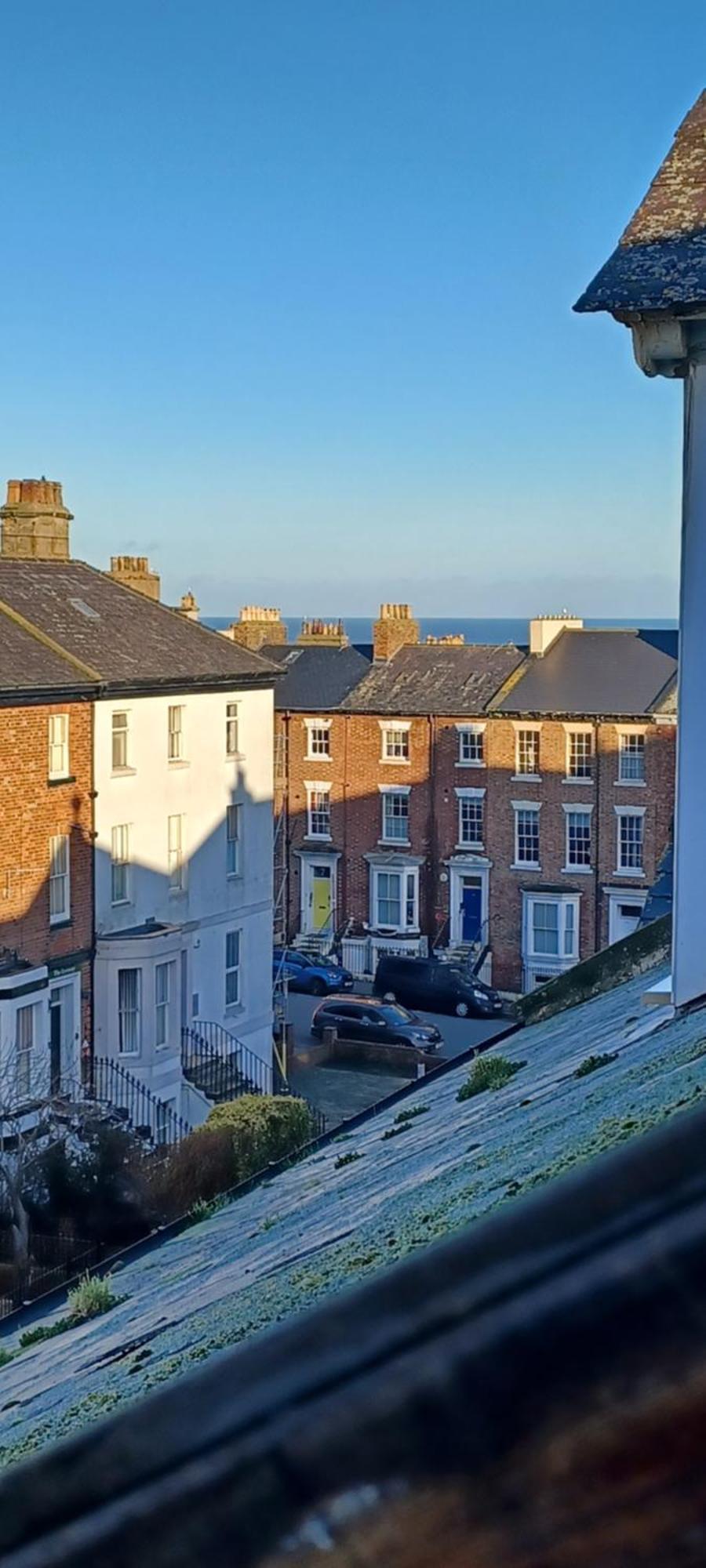 West Cliff Townhouse With Parking Villa Whitby Bagian luar foto